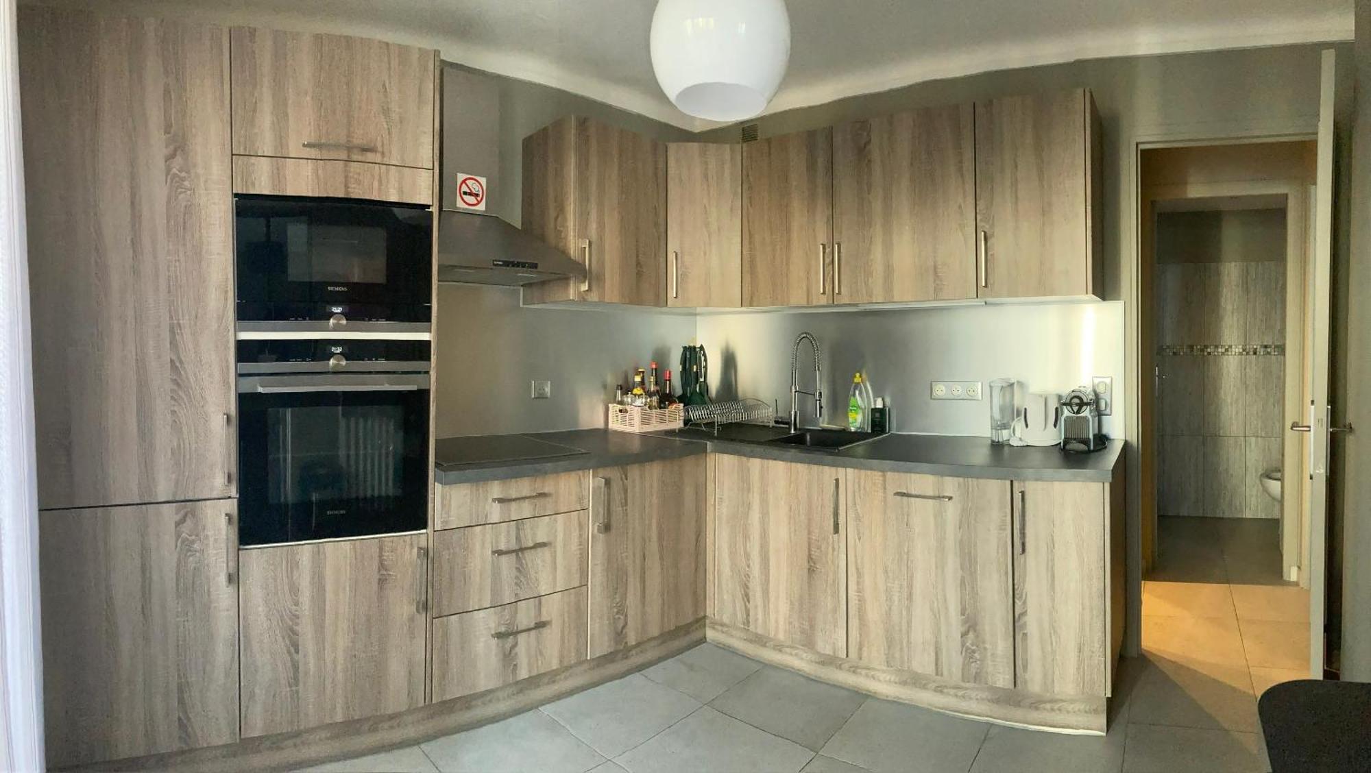 Апартаменты Nice West Cosy Flat Balcony, Near Airport, Train, Beach, Public Transport, Supermarket, Comfortable And Well Equipped Экстерьер фото